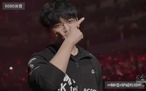 《英雄联盟》Gumayusi被曝加入HLE战队:将联手昔日T1队友Zeus 《英雄联盟》Gumayusi被曝加入HLE战队:将联手昔日T1队友Zeus